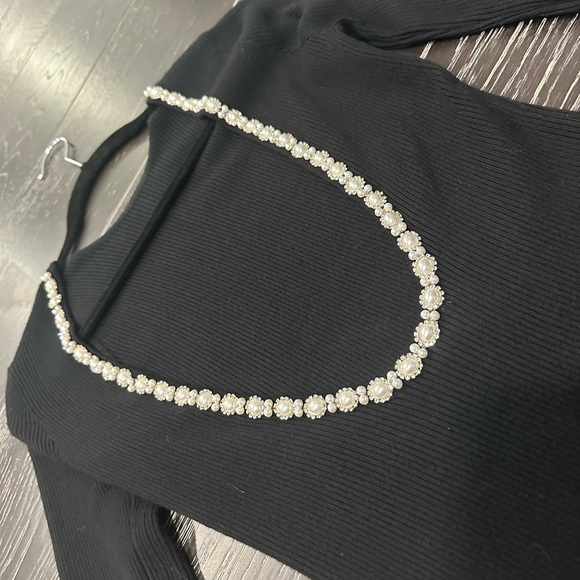 Size medium FORE from Vici dolls, black long sleeve sweater dress - Picture 9 of 9